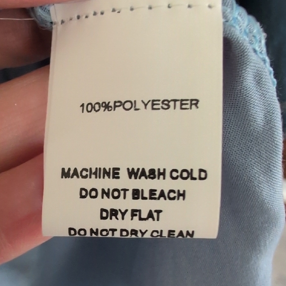 Universal Thread Soft Blue Ruffle Blouse NWOT - Picture 6 of 9